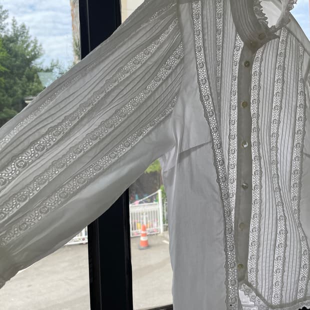 일본 빈티지 화이트 핀턱 레이스 블라우스