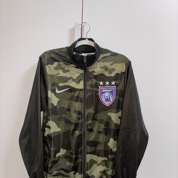 나이키 카모 패턴 밀리터리 져지 트랙탑