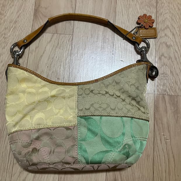 코치 패치워크 호보백 숄더백