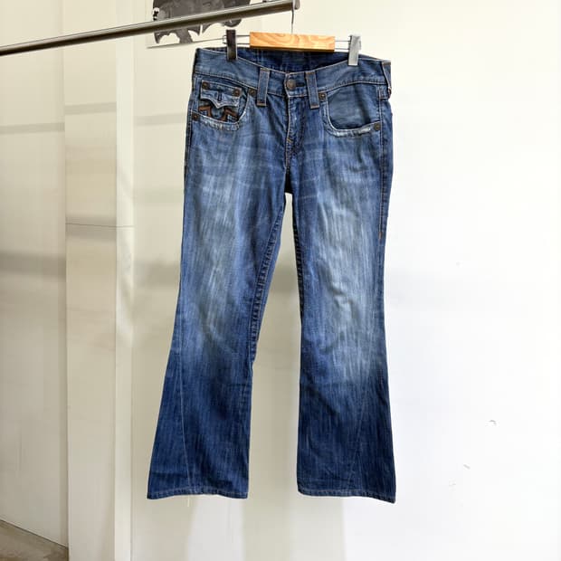 TRUE RELIGION (Made in USA) 부츠컷데님