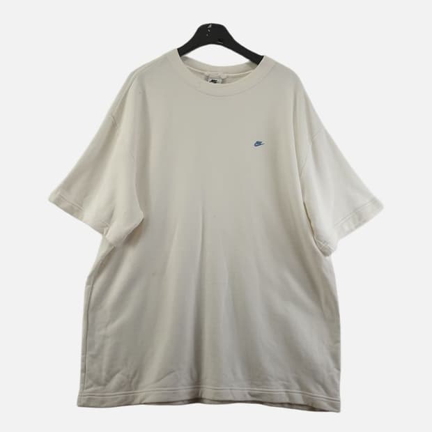 나이키 화이트 남자 110 반팔티 O1738