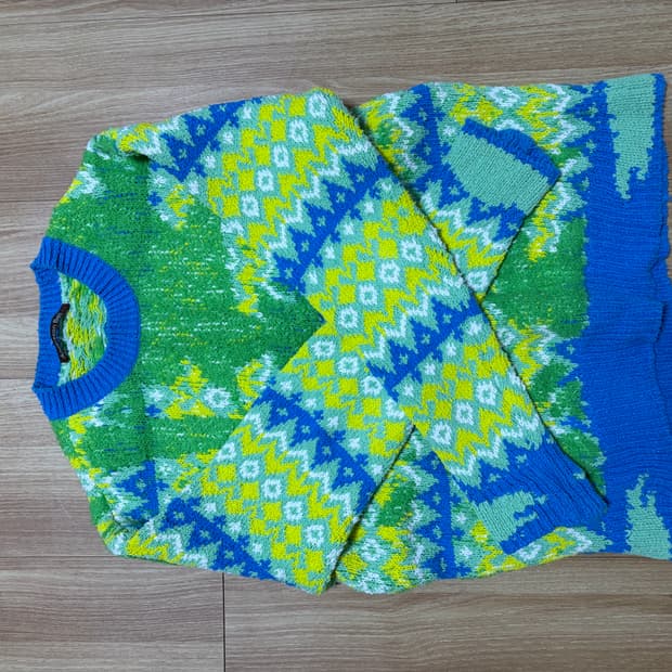 앤더슨벨 니트 팝니다