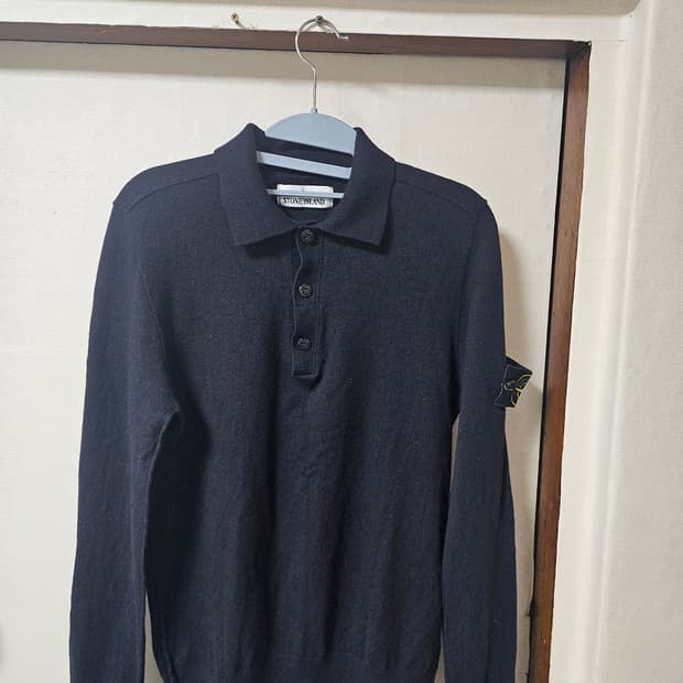 스톤아일랜드 단추 반집업 니트 블랙M