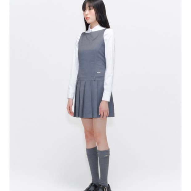 Pleats one piece
