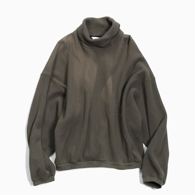 안셀름 와플 터틀넥