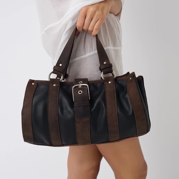 기마구아스 Laura 로라 버클백 브라운