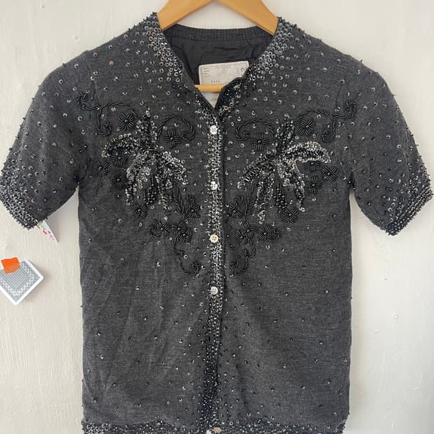 sacai 시퀸 디테일 울 탑 / 니트