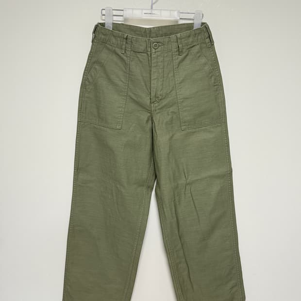 무신사 스탠다드 와이드 레플리카 퍼티그 팬츠 [올리브]