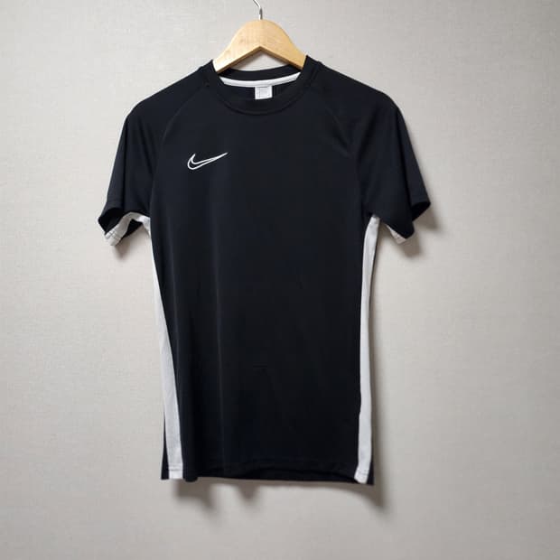 [S] 나이키 반팔 기능성 티셔츠