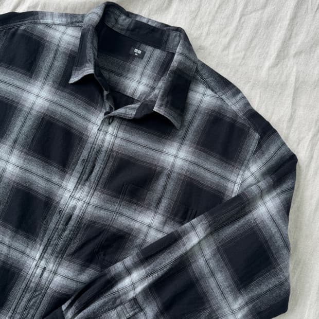 유니클로 흰검 플란넬 체크셔츠 3XL
