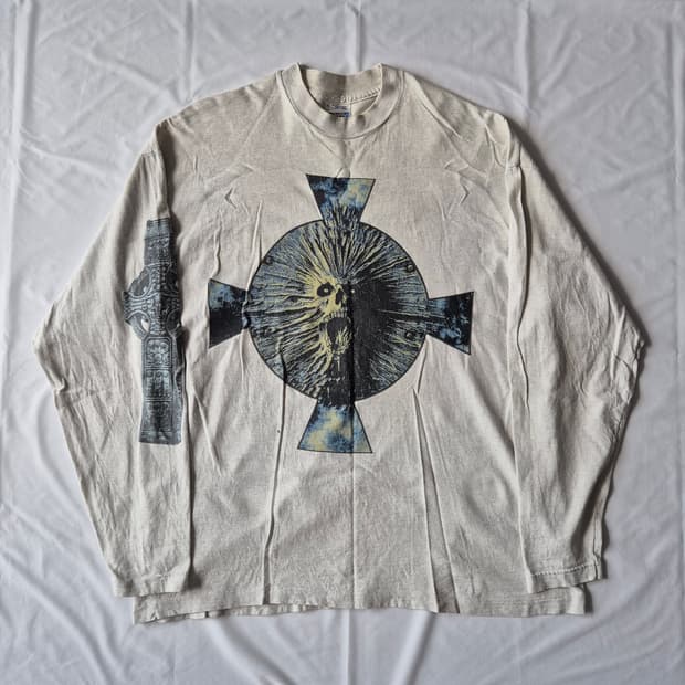 Six Feet Under, 1990s