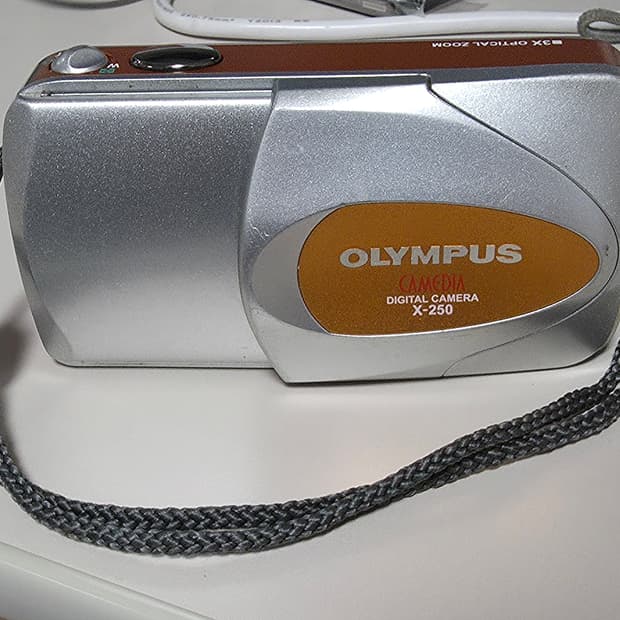 올림푸스 카메디아 X-250 빈티지 디지털카메라