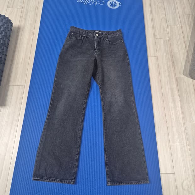 블랙 세미와이드 청바지 30 (상태최상)