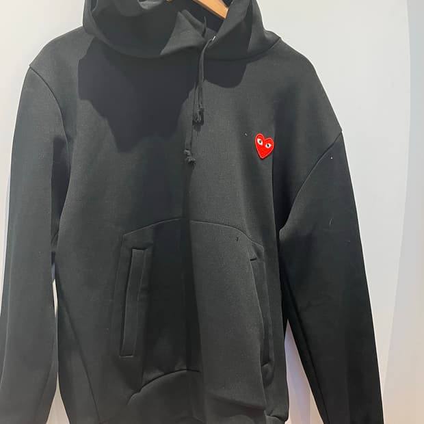 꼼데가르송 후드티