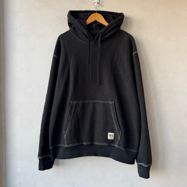 Fw24 스투시 콘트라스트 스티치 후드티