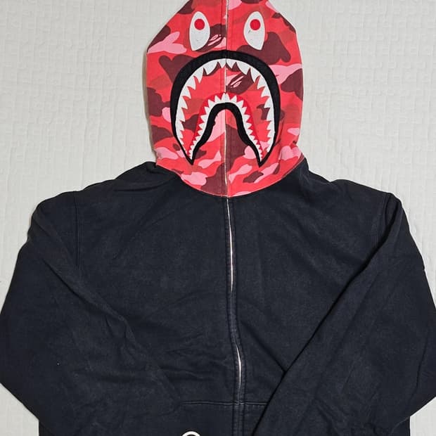 [L] OG 베이프 샤크 후드 집업 블랙 레드