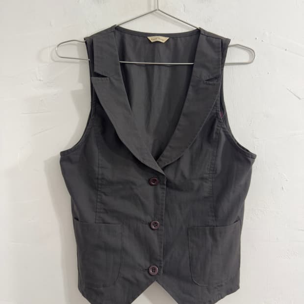 lao targa vest 