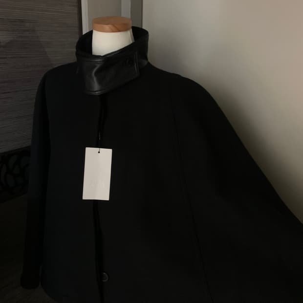 자라 하이넥 코트