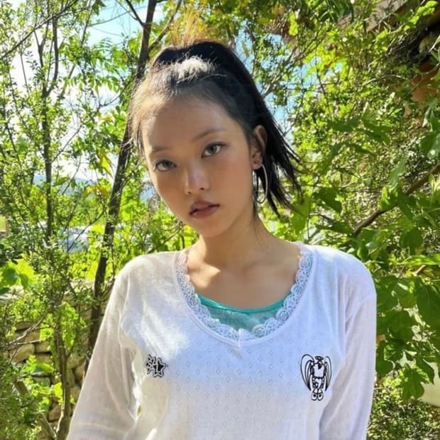 해린 착용) 샬롬 SL Puro Lace Top