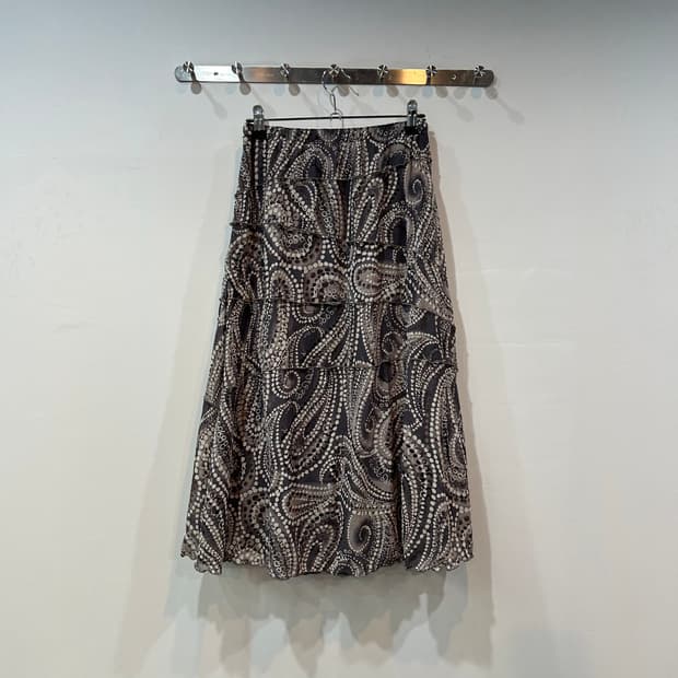 오리엔탈 그레이 스커트