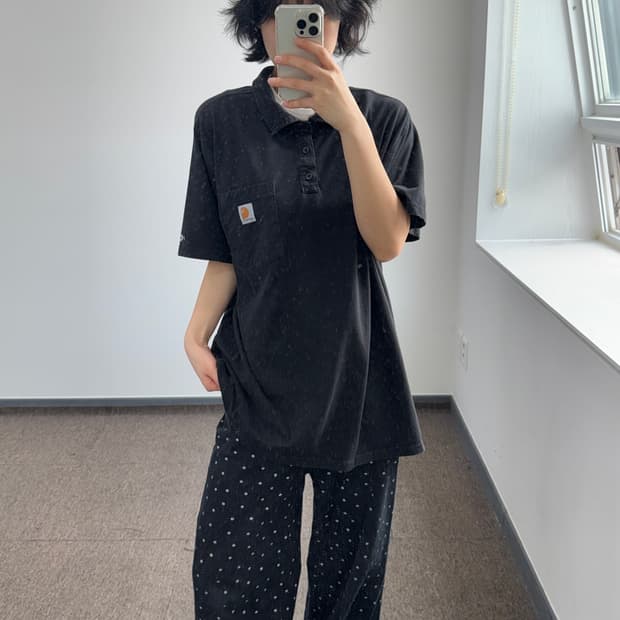 Carhartt 칼하트 릴렉스 핏 블랙 반팔 카라티