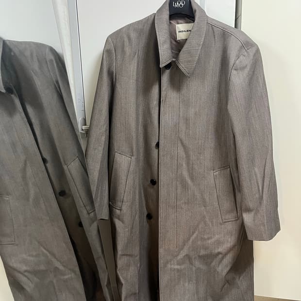 인사일런스 코트 L