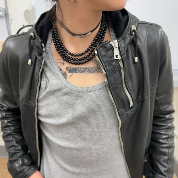 언더커버 03AW “Paper Doll” 펄 비드 초커