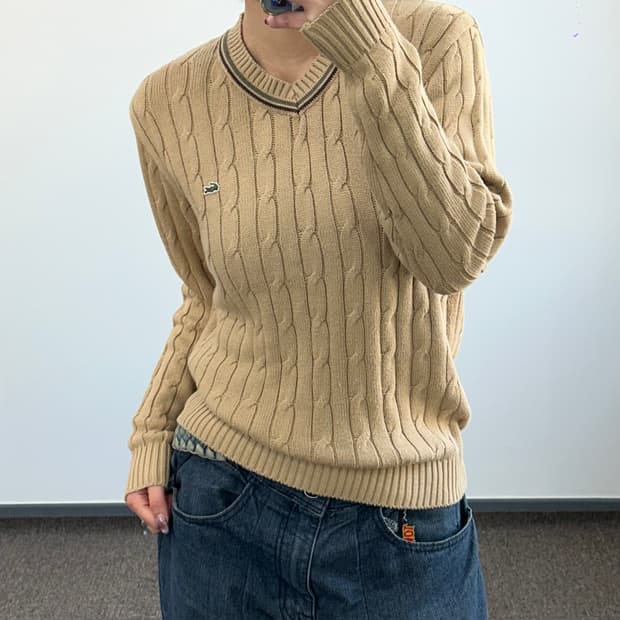 Lacoste 라코스테 베이지브라운 브이넥 니트