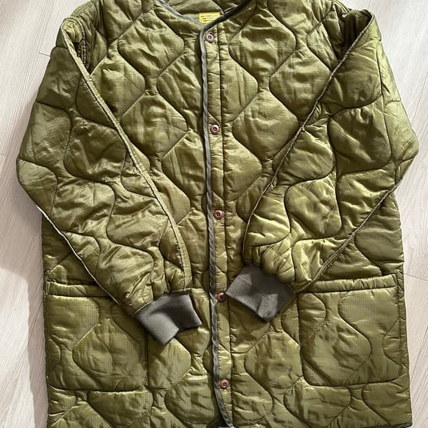 빈티지 밀리터리 오버핏 퀼팅 코트 깔깔이 내피