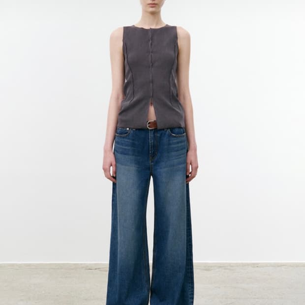 studiotable sleeveless