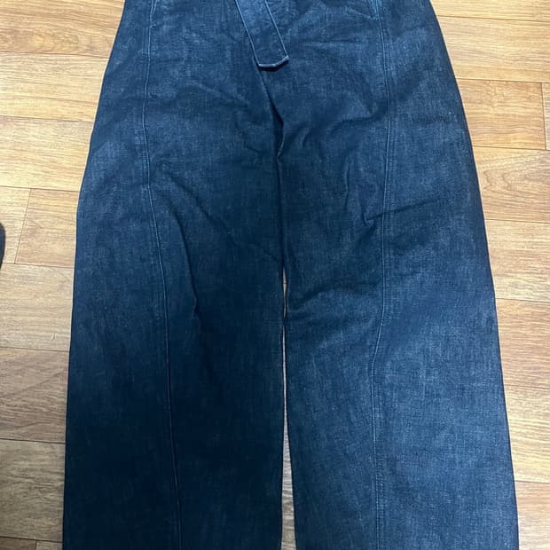 르메르 트위스티드 벨티드 인디고s 팬츠