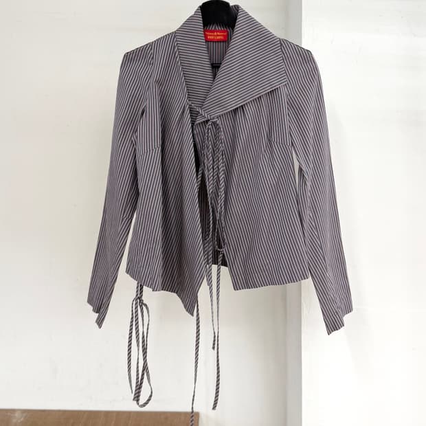 비비안 웨스트우드 레드라벨 스트라이프 코튼 타이 셔츠