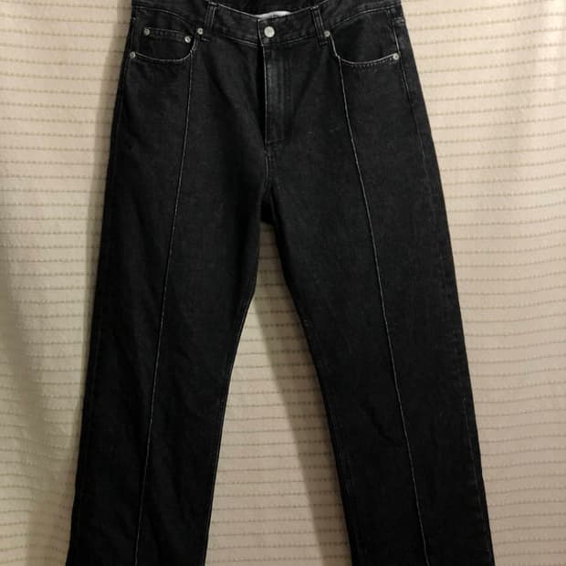 유니폼 브릿지 원턱 포인트 블랙 일자 데님 청바지 블랙진