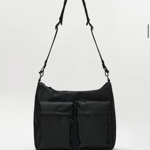 메종미네드 메신저 백