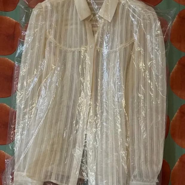 Fletta 셔츠 새상품 판매해요