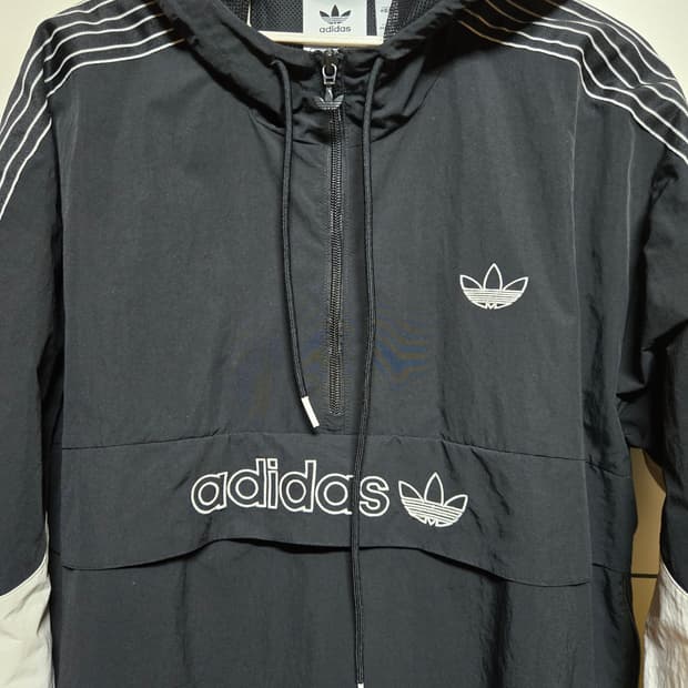 아디다스 윈드브레이커 반집업 후드 아노락 바람막이(110사이즈)