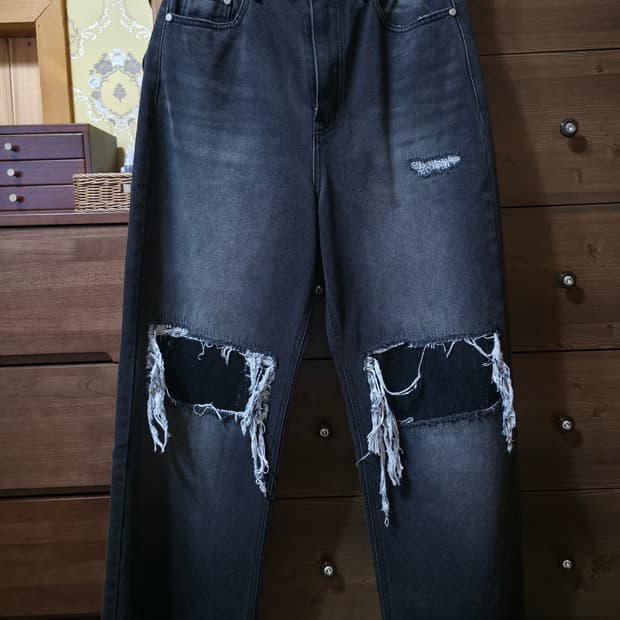 몽세누 디스트레스드 베기 레그 진 블랙 S