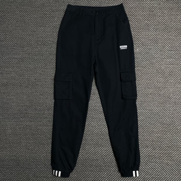 아디다스 오리지날 테크 멀티포켓 카고 조거팬츠o 5374