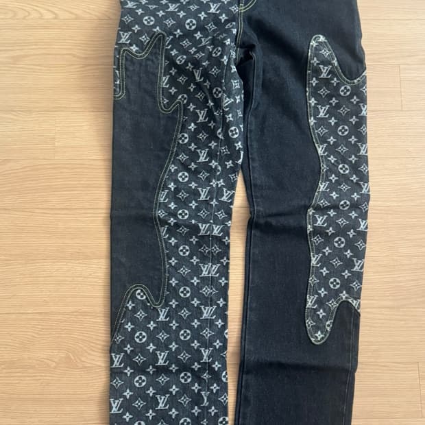 루이비통 x 니고 휴먼메이드 크레이지 데님 팬츠 