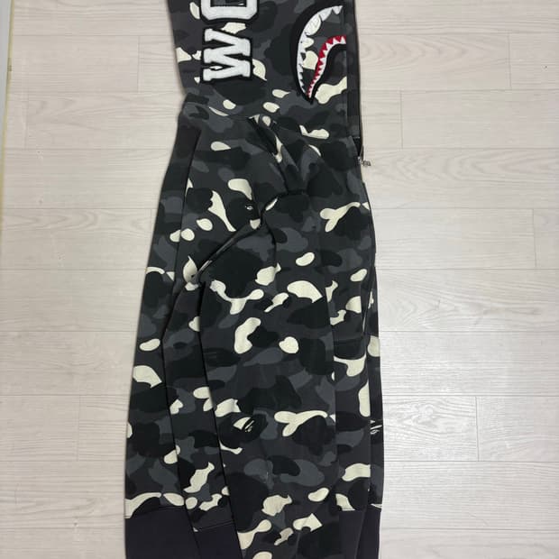 [2XL] 베이프 시티카모 샤크후드 판매합니다
