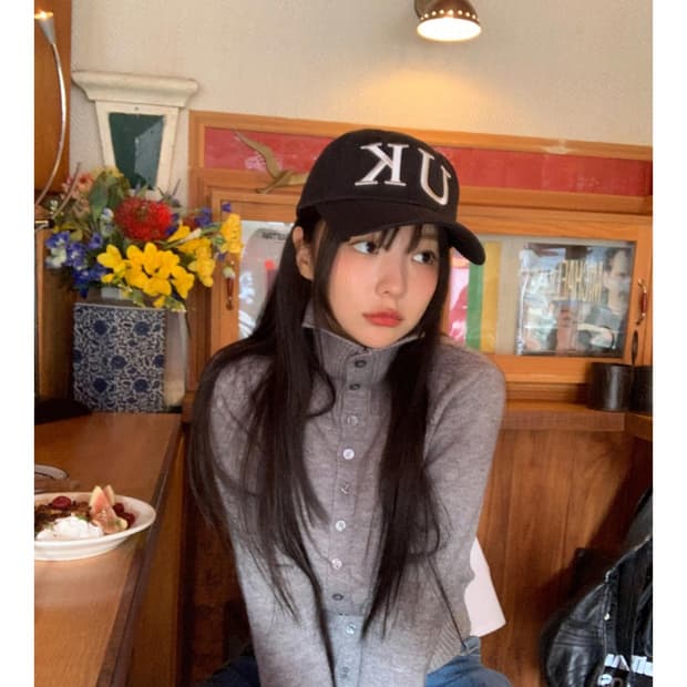 미치코런던 코시노 HIGH NECK BUTTON CARDIGAN 니트