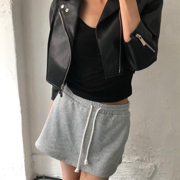 Noir Kei Ninomiya 느와르 케이 니노미야 블랙 크롭 레더 자