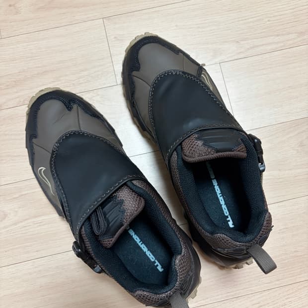 [250] 나이키 ACG 파사드 아이언스톤 앤 블랙