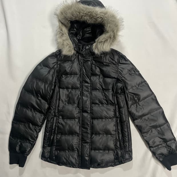 GAP 울프죠 딱붙 경량 패딩