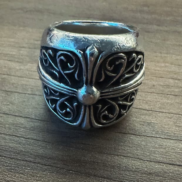 크롬하츠 오발링