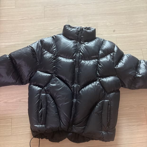 노메뉴얼 패딩판매합니다