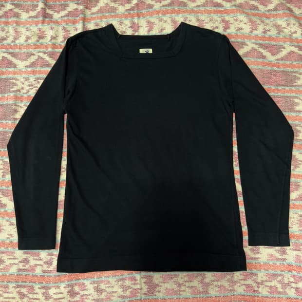 HAI by ISSEY Miyake square neck L-sleeve