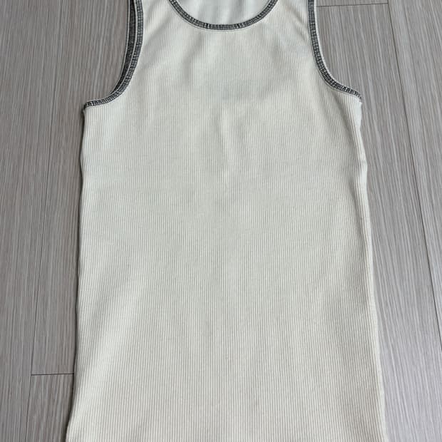 베이스레인지 탱크탑