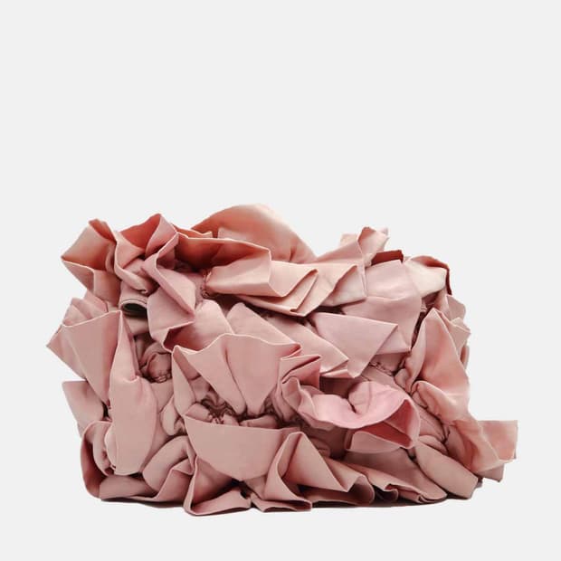 드리스 반노튼 러플 플랩 클러치백 새상품