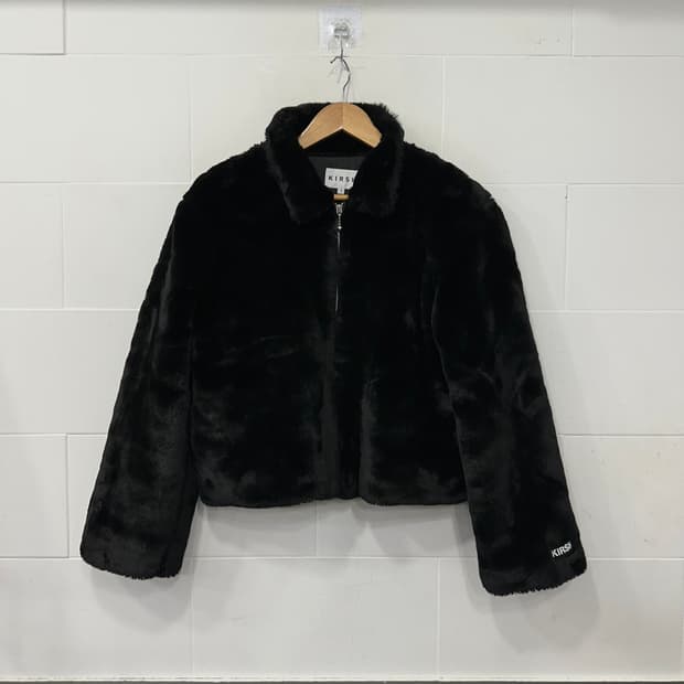 키르시 퍼 자켓